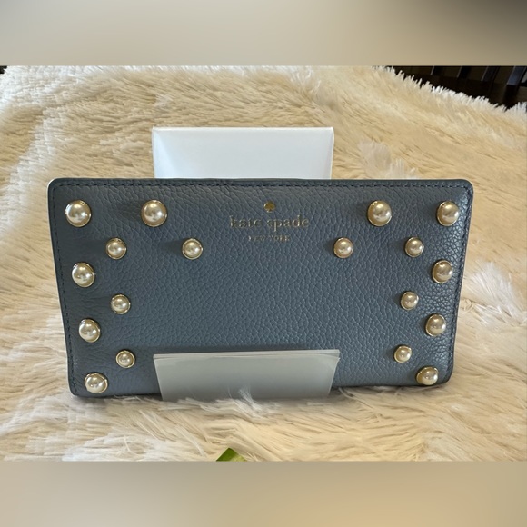 kate spade Handbags - Kate Spade wallet with pearls